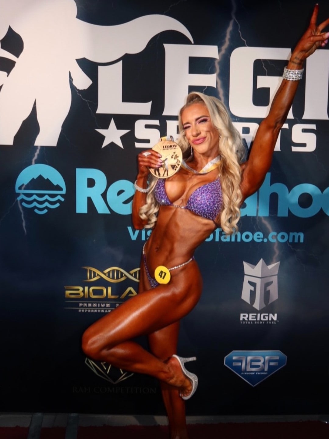 ProFlow Academy athlete on stage