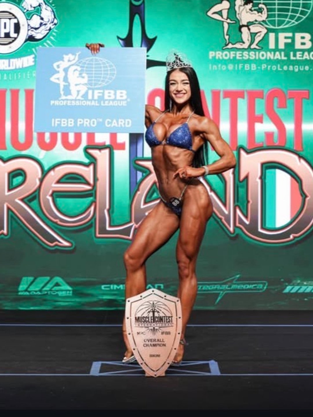 ProFlow Academy athlete on stage