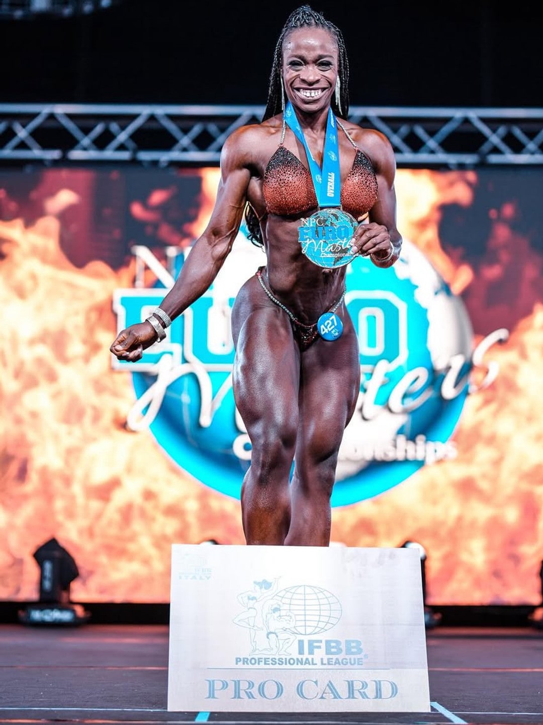 ProFlow Academy athlete on stage